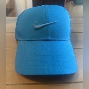 Nike women’s legacy 91 hat